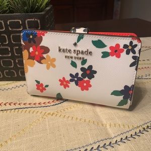 Kate Spade Med Compact Bifold Wallet